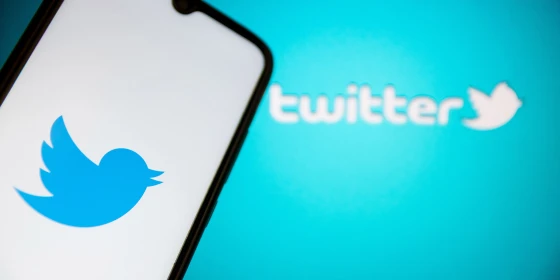 Twitter: An instant messaging platform that connects the world
